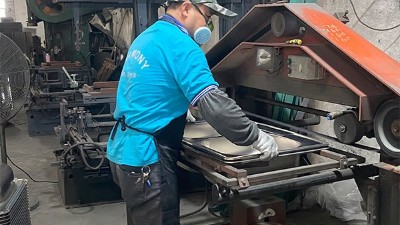 生產(chǎn)不銹鋼洗菜盆廠家