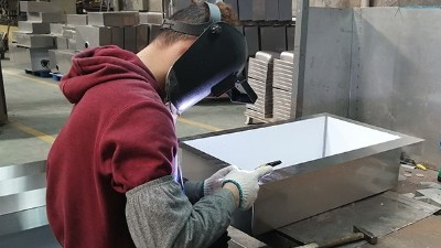 不銹鋼手工洗菜盆廠家告訴你搭配小技巧