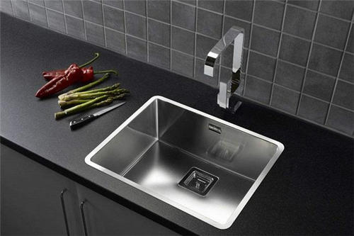 廚房不銹鋼水槽